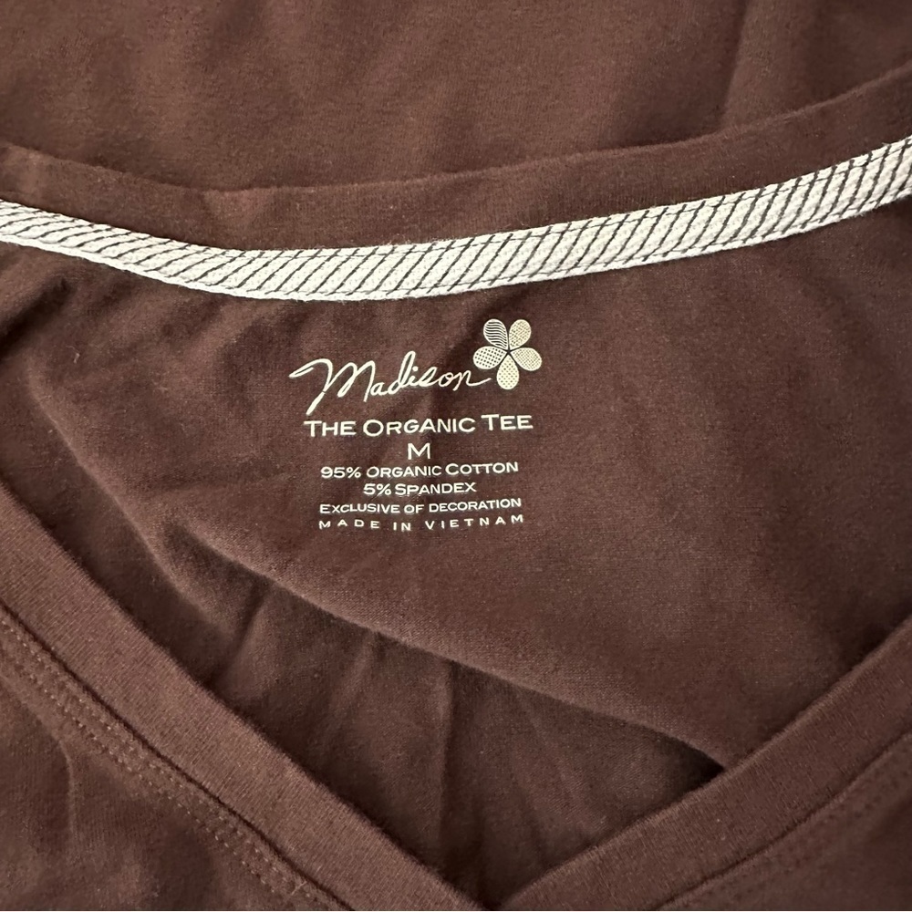 Madison The Organic Tee Brown Short Sleeve V-Neck T-Shirt Size M - Picture 5 of 6